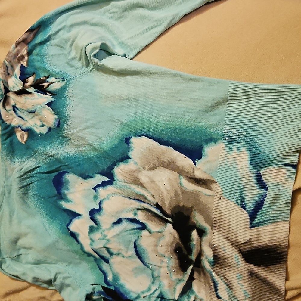 Whit house  Black  Market Floral Cardigan in Blue and White size m - Picture 4 of 10